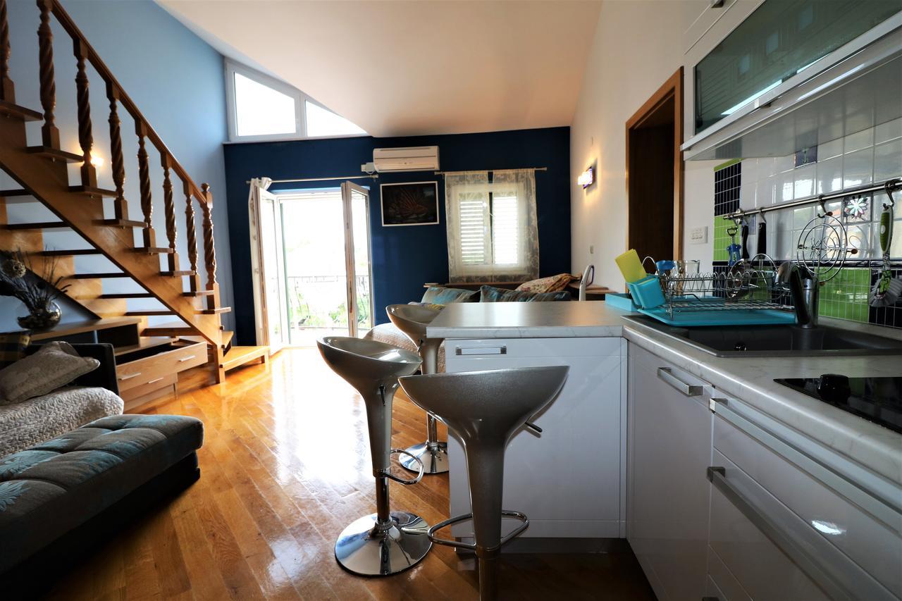 Center Apartment *