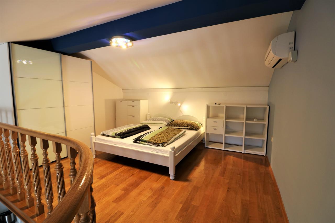 Apartment Center