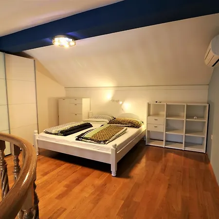 Malinska Center Apartment Exteriér fotografie